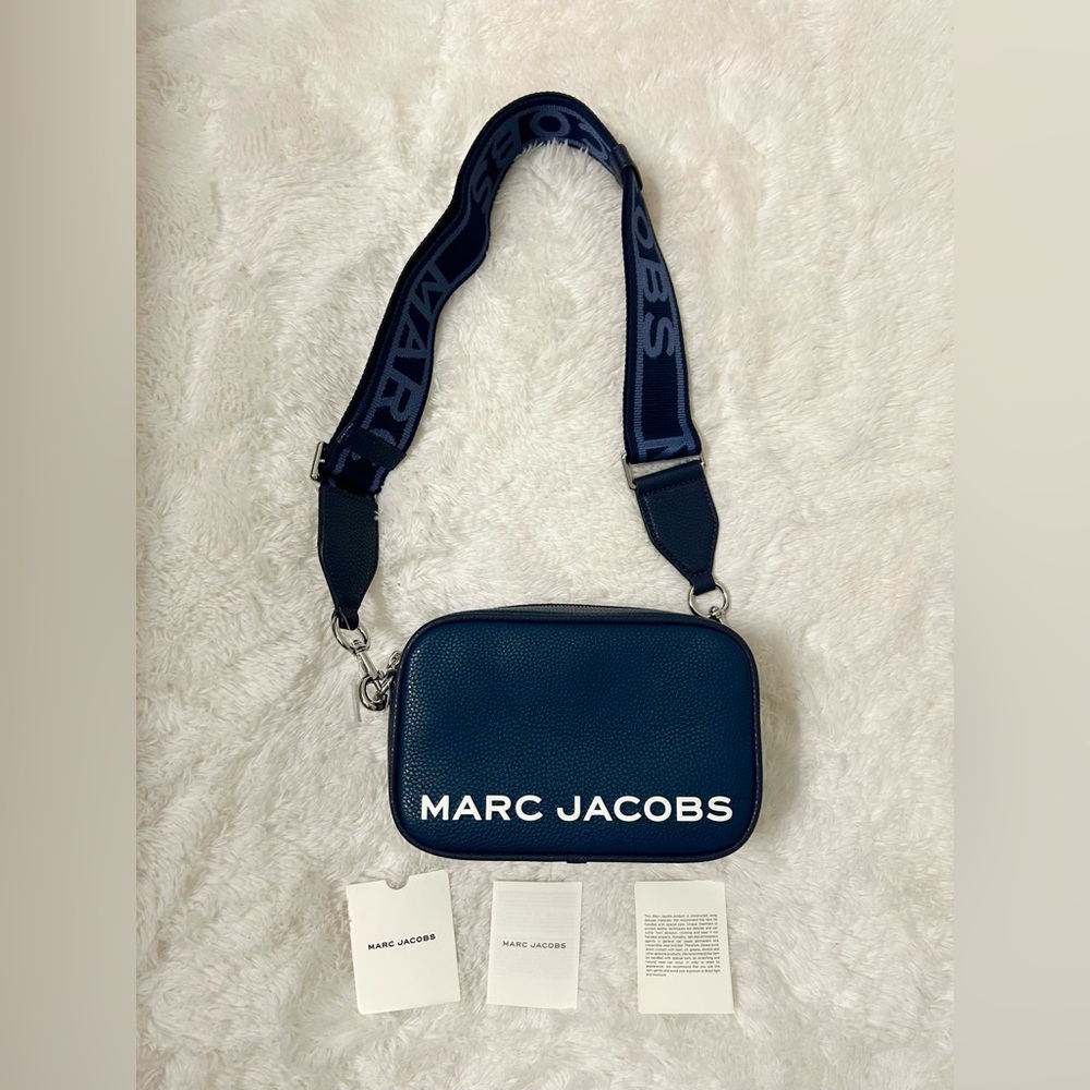 Marc Jacobs Bold Flash Crossbody Camera Bag - Picture 12 of 17